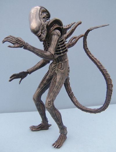Alien Big Chap sixth scale action figure by Hot Toys
