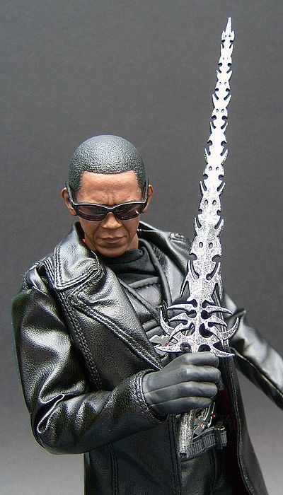Enterbay sixth scale swords