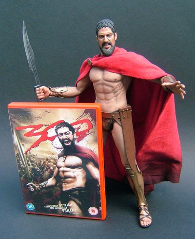 300 King Leonidas sixth scale action figure by Hot Toys