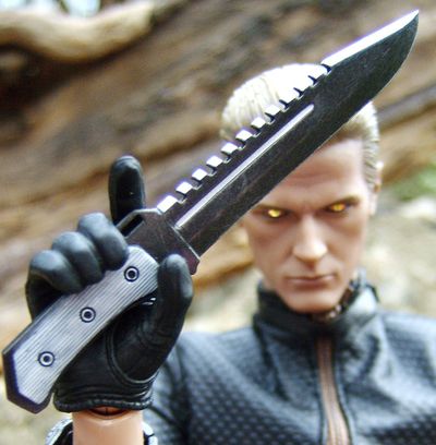 Resident Evil 5 Wesker and Sheva sixth scale action figures by Hot Toys