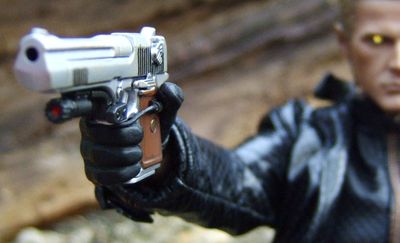 Resident Evil 5 Wesker and Sheva sixth scale action figures by Hot Toys