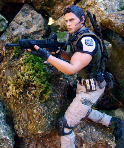 Hot Toys- Resident: Evil 5- Chris Redfield (BSAA version)