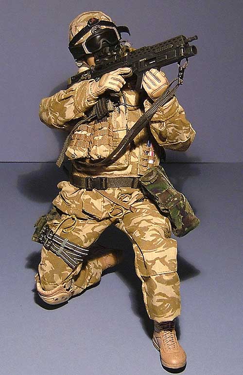 Blues and Reds in Afghanistan action figures from Hot Toys
