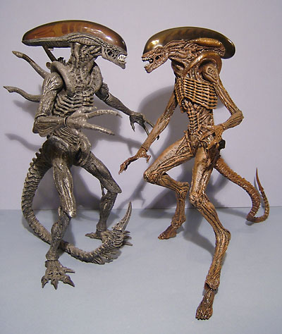 Dog Alien action figure from Hot Toys