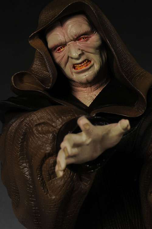 Yoda versus the Emperor Palpatine diorama statue by kotobukiya