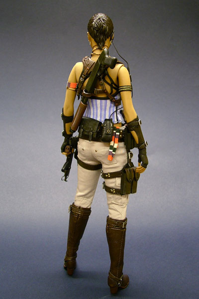 Sheva Resident Evil Biohazard sixth scale action figure by Hot Toys