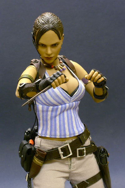 Sheva Resident Evil Biohazard sixth scale action figure by Hot Toys