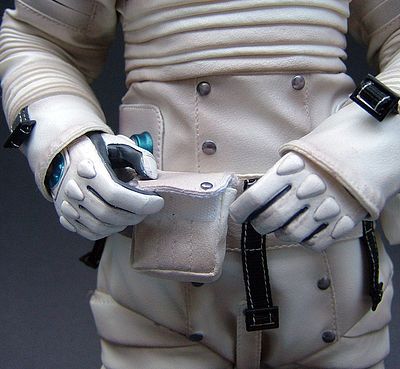 Apexplorer Space Adam action figure by Hot Toys and Winson Ma