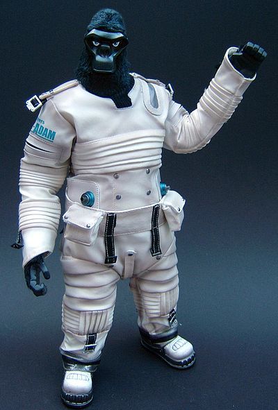 Apexplorer Space Adam action figure by Hot Toys and Winson Ma