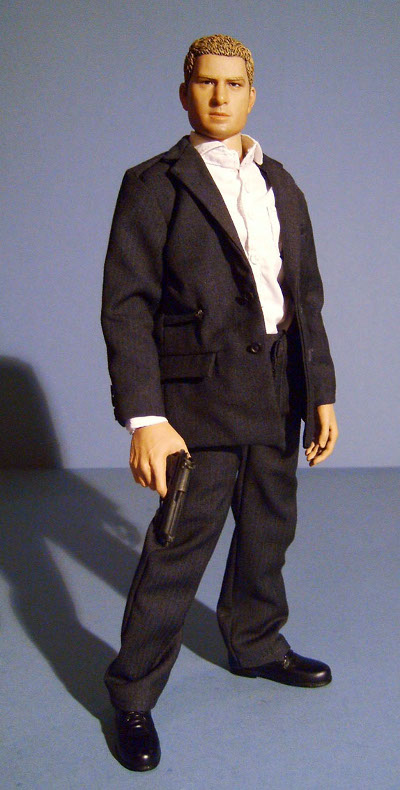Hot Toys TrueType body (narrow, slim, regular) comparison review