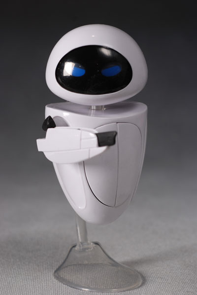 Wall-E and Eve deluxe action figures by Thinkway Toys