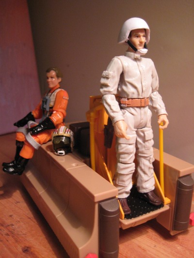 Scramble on Yavin Star Wars Battlepack action figures by Hasbro