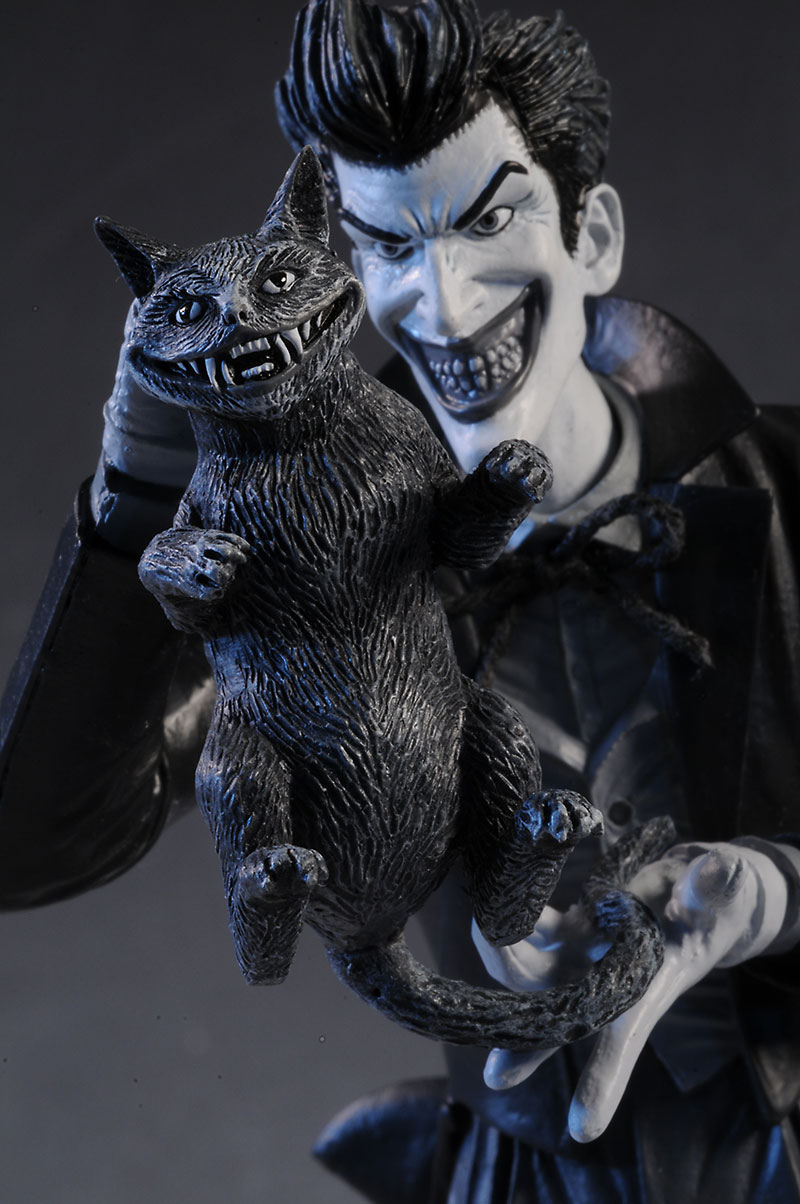 Batman B&W Bolland Joker statue by DC Direct