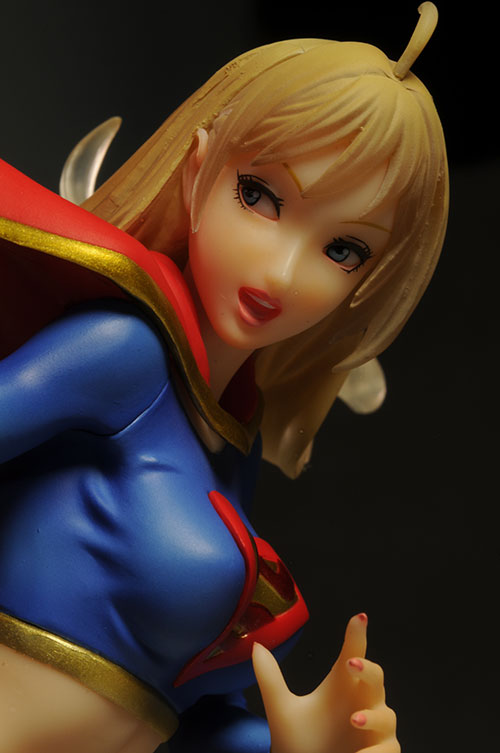 Bishoujo Supergirl statue by Kotobukiya