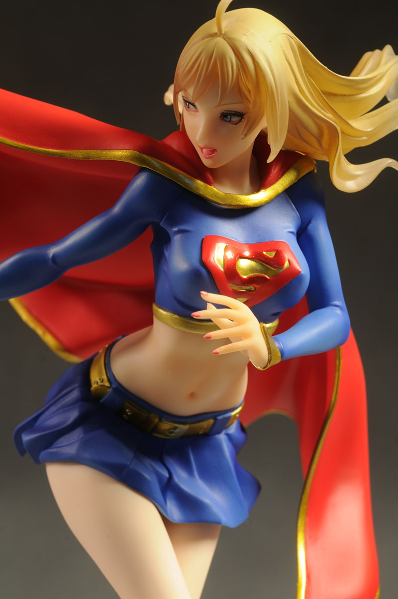 Bishoujo Supergirl statue by Kotobukiya