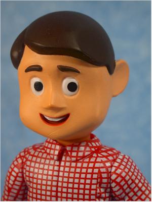 Davey and Goliath action figures by Majestic Studios