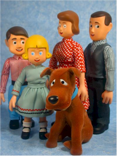 Davey and Goliath action figures by Majestic Studios