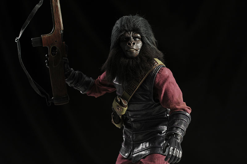 Planet of the Apes Gorilla Soldier sixth scale action figure by Hot Toys