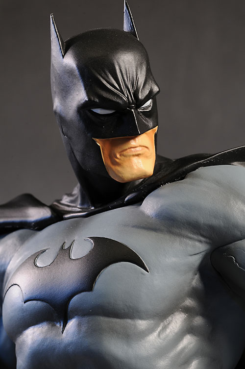 Batman Black Costume statue by Kotobukiya