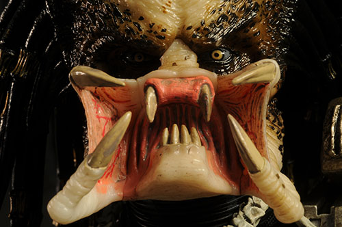 Predator 1/4 scale action figure by NECA
