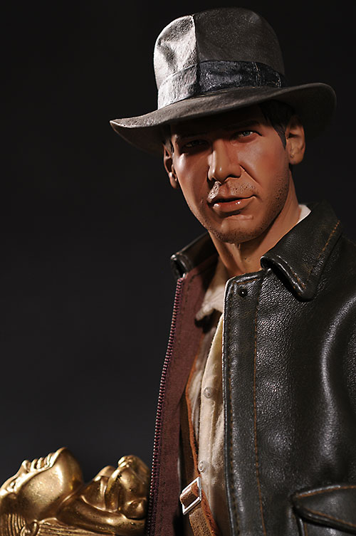 Indiana Jones Premium Format Statue by Sideshow