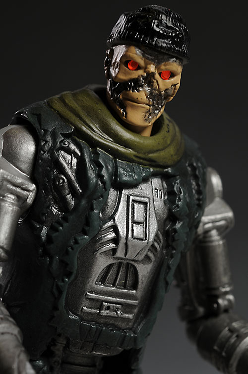Terminator Salvation T-700 Action Figure by Playmates?