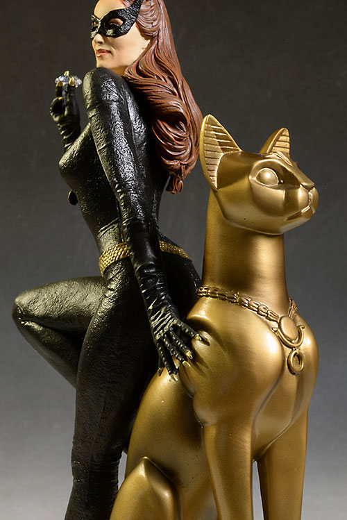 1966 Catwoman Julie Newmar statue fron Tweeterhead