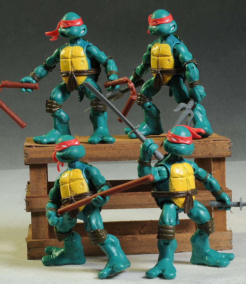 Teenage Mutant Ninja Turtles classic comic figures by Playmates
