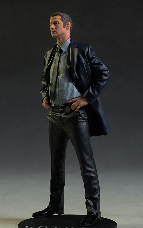 Gotham Detective Gordon statue by DC Collectibles