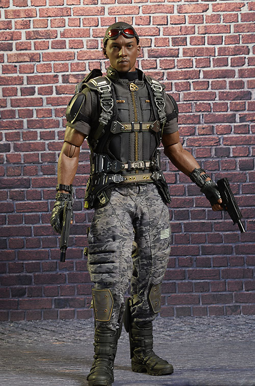 Hot Toys Falcon