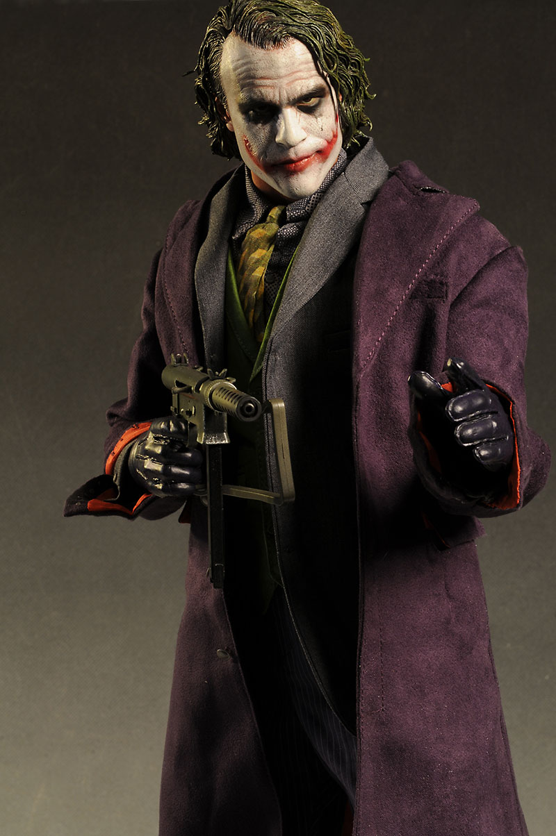 Joker Dark Knight Batman Masterpiece HD figure by Enterbay