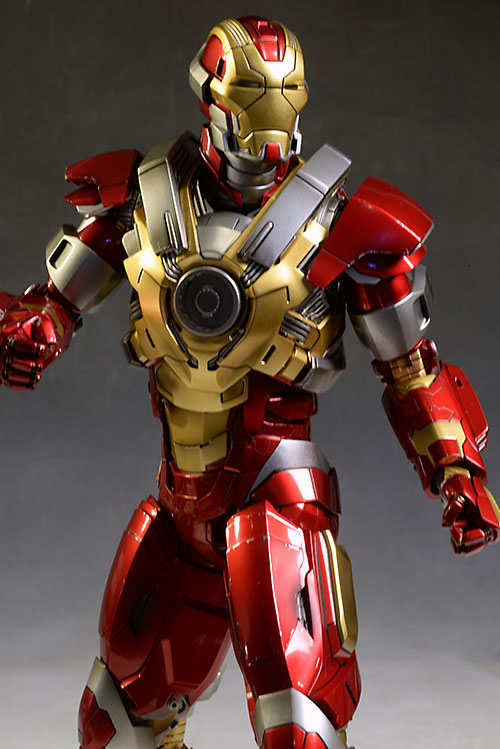 Iron Man Heartbreaker 1/6th action figure from Hot Toys