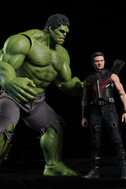 Avengers Hulk sixth scale action figure  by Hot Toys