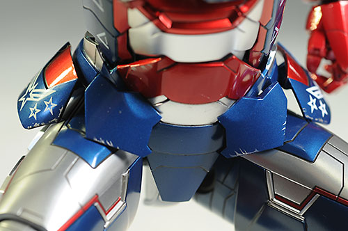 Iron Man Iron Patriot die-cast action figure by Hot Toys