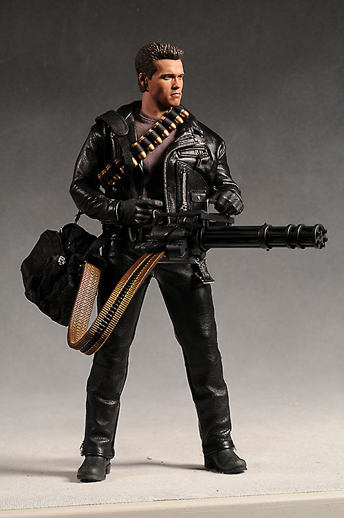 Terminator 2 T-800 DX10 action figure by Hot Toys