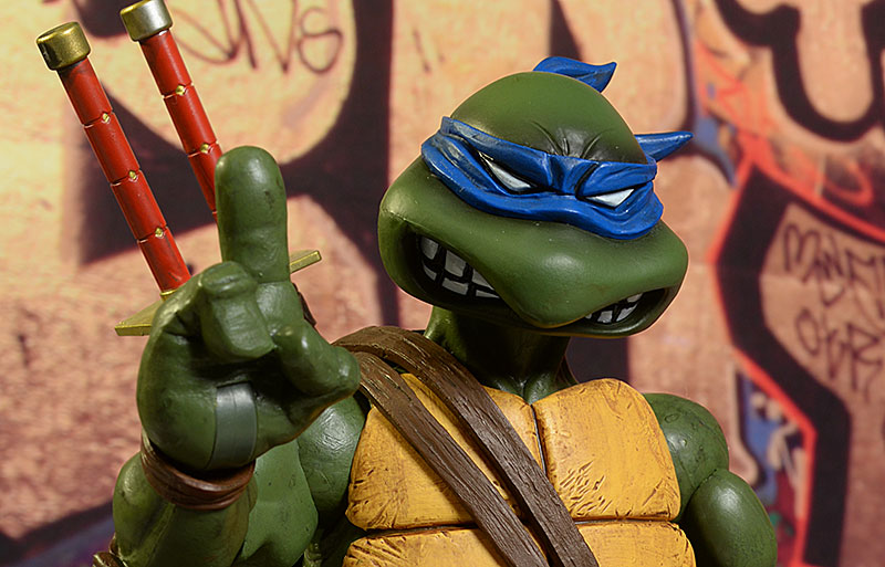 Leonardo Teenate Mutant Ninja Turtles sixth scale figure by Mondo