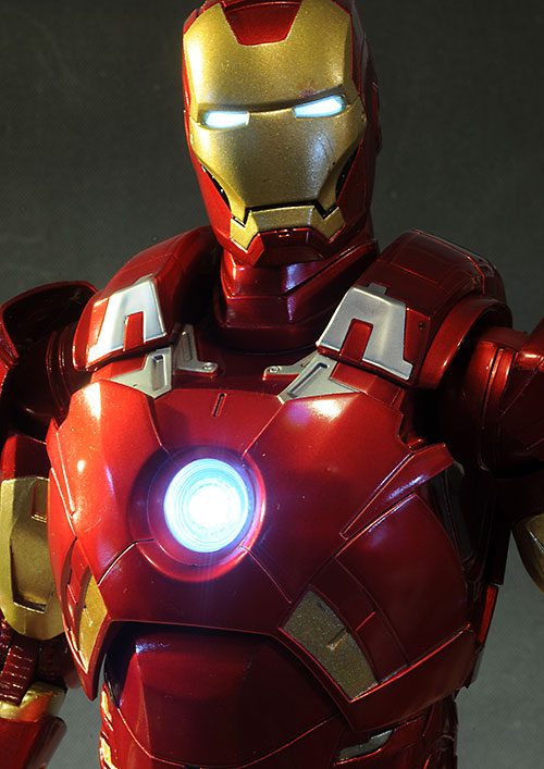 Avengers Iron Man 1/4 scale action figure by NECA