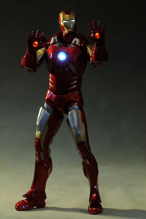 Avengers Iron Man 1/4 scale action figure by NECA