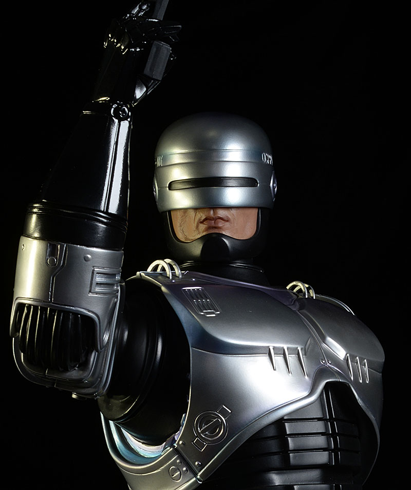Robocop exclusive statue by Pop Culture Shock