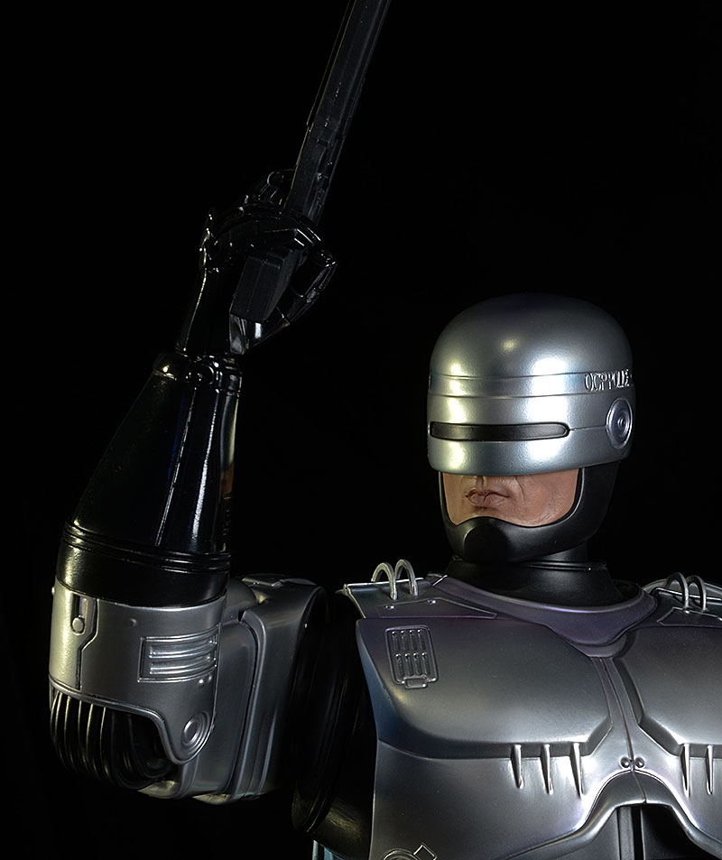 Robocop exclusive statue by Pop Culture Shock