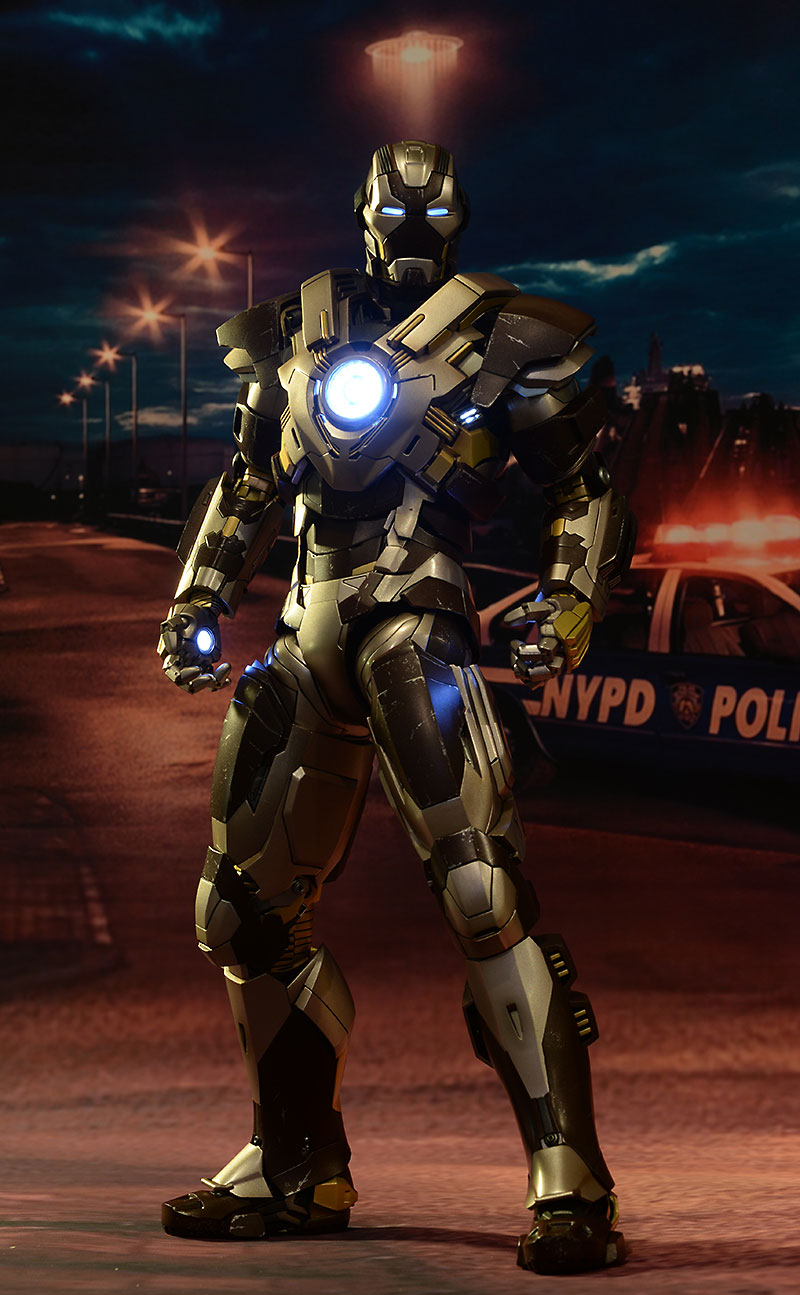 Iron Man MK XXIV Tank action figure by Hot Toys