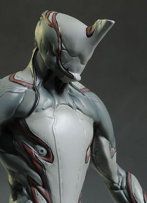 Warframe Excalibur statue