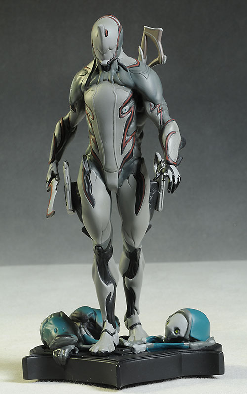 Warframe Excalibur statue