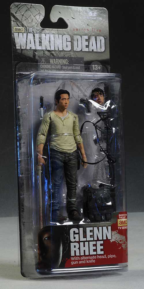 Walking Dead Glenn & Maggie action figures by McFarlane