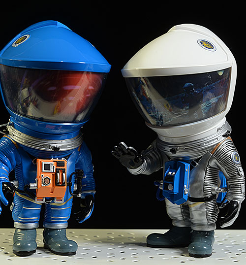 2001 Discovery Astronauts Defo Real vinyl figures by Star Ace