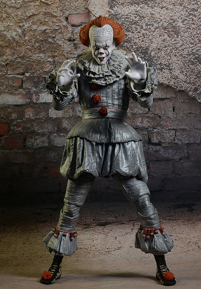 Pennywise IT Chapter 2 quarter scale action figure by NECA
