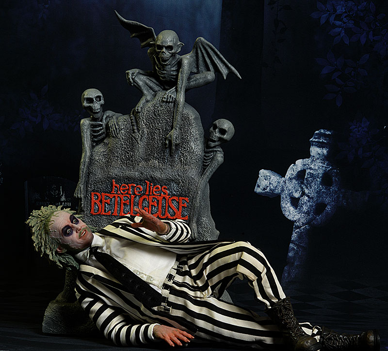 Beetlejuice Tombstone 1/6th scale action figure diorama by Sideshow Collectibles