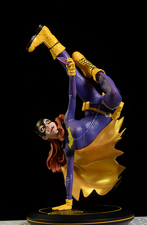 Batgirl Joelle Jones Cover Girls statue by DC Collectibles