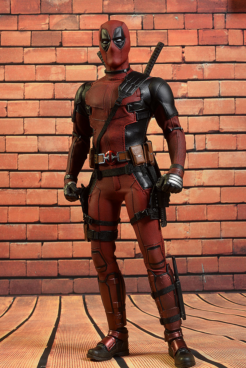 Hot TOys Deadpool 2 sixth scale action figure