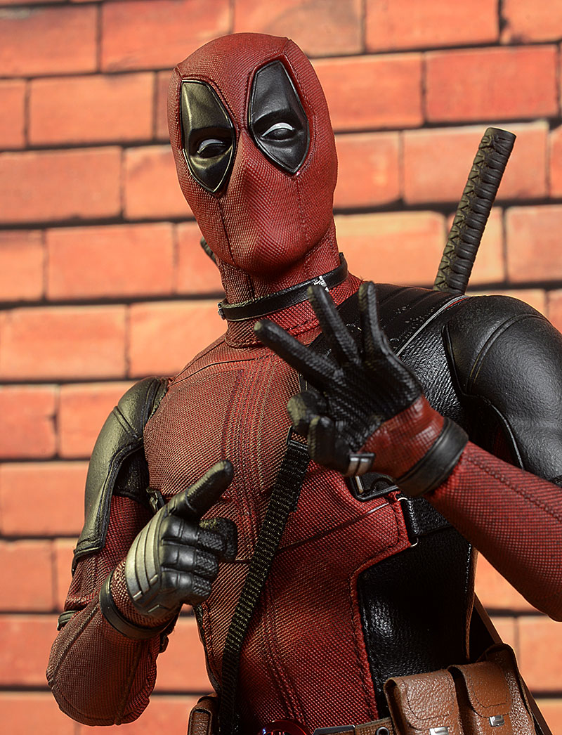 Hot TOys Deadpool 2 sixth scale action figure